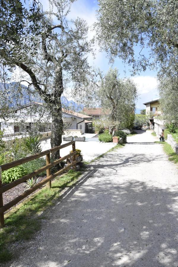 La Terrazza Sul Lago Μαλτσεζίνε Εξωτερικό φωτογραφία